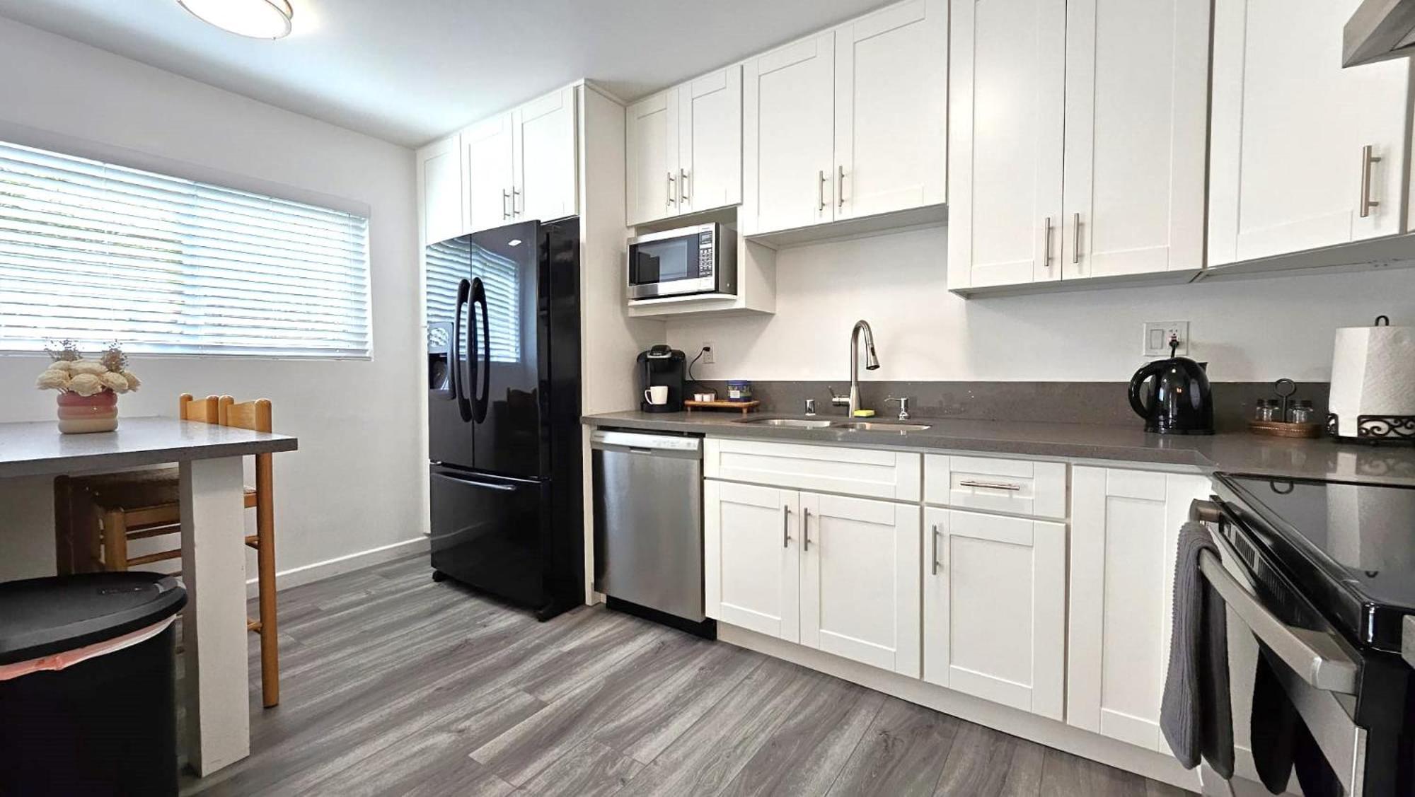 Double - Free Parking Apartment Santa Monica