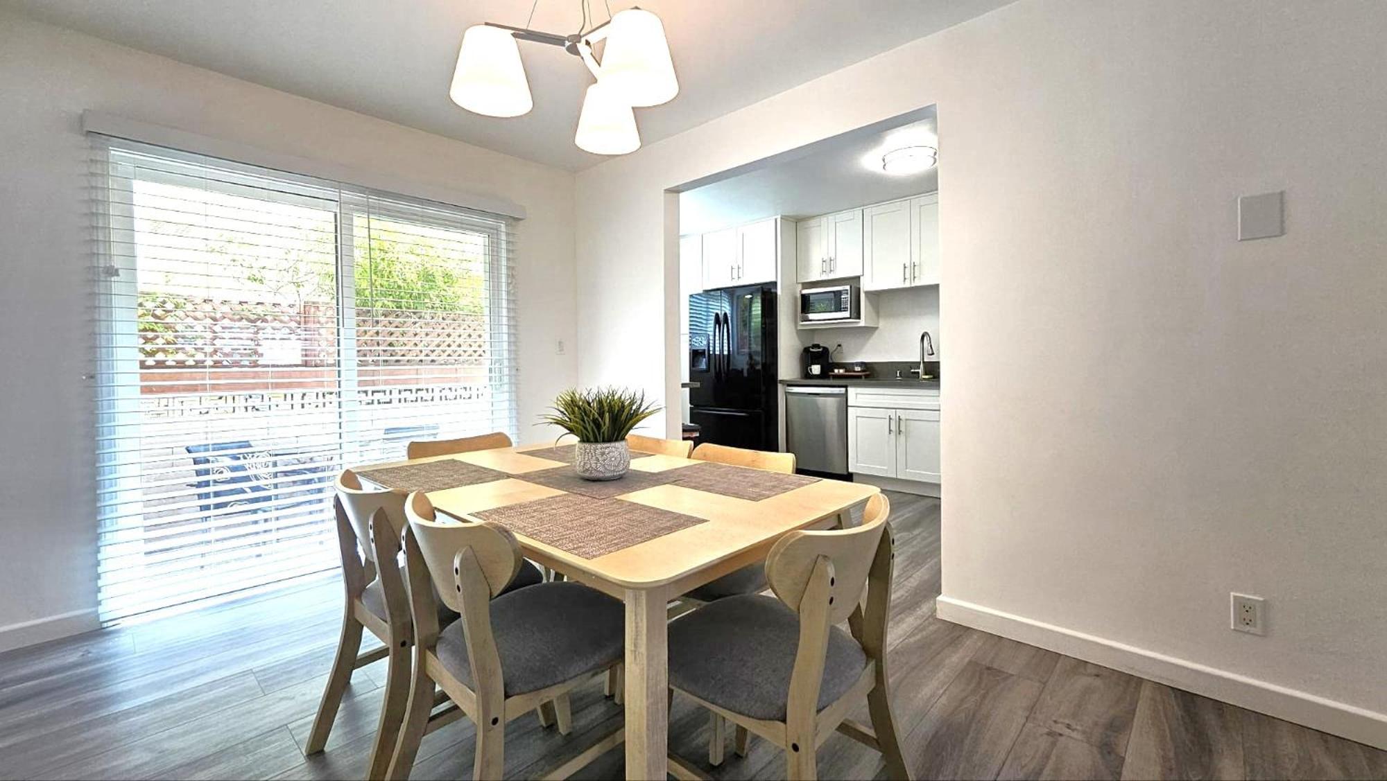 Double - Free Parking Apartment *
